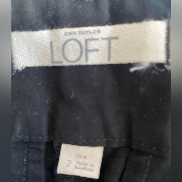 Loft Julie Black Capri Pants Size 4 - Picture 5 of 6
